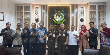 PLN dan Kejati Kalsel Perkuat Kepastian Hukum Program Kelistrikan