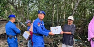 Ditpolairud Polda Kaltara, Salurkan Sembako untuk Warga Pesisir Lewat Bakti Sosial