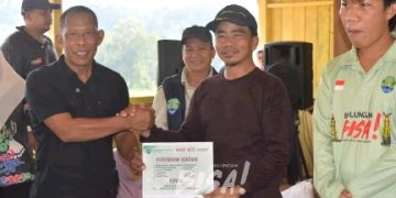 Syarwani Tinjau Agrokompleks Long Buang,  Dukung Regenerasi Petani