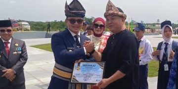 Kadis Dikbud KTT, Arman Jauhari Raih Penghargaan Innavator Government Award