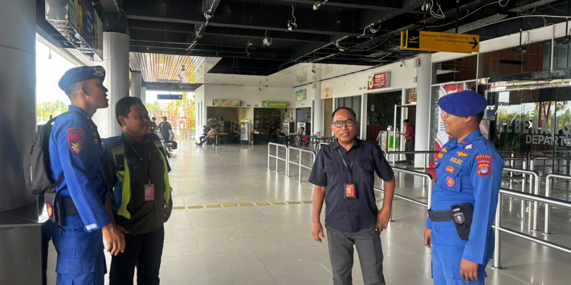 Patroli di Bandara Juwata, Binmasair-Potdirga Pastikan Keamanan Penerbangan