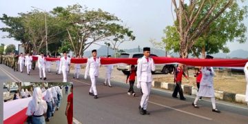 Merah Putih Terbentang Sepanjang 2.026 Meter di Jalanan Tanjung Selor