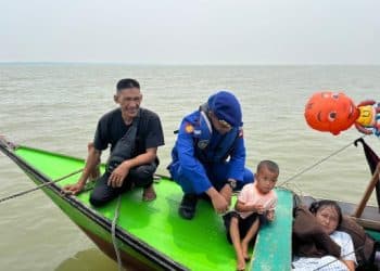 Polairud Kaltara Minta Warga Pesisir dan Wisatawan Tetap Waspada  di Perairan