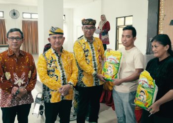 179 Warga Tarakan Terima Bantuan Atensi, Ada Modal Usaha hingga Kursi Roda