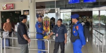 Binmasair dan Potdirga Ditpolairud Polda Kaltara, Perkuat Pengamanan Bandara Juwata