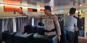 Cegah Kecelakaan Laut, Polairud Kaltara Rutin Periksa Kelayakan Speedboat Regular Meski Hari Libur