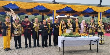 Upacara Hari Jadi Bulungan Tetap digelar di Tengah Kabut Asap, Bupati Syarwani Sampaikan Pesan Penting