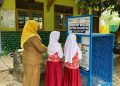 PLN UIP KLT Salurkan Drop Box Botol Plastik, Perluas Pengelolaan Sampah Berbasis Masyarakat di Lamaru