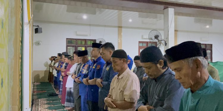 PJU dan Personel Polairud Polda Kaltara, Laksanakan Subuh Keliling Bersama Warga Pesisir