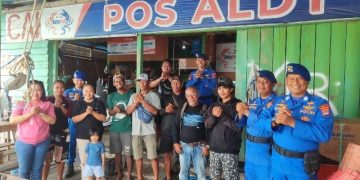 Dekatkan Diri dengan Masyarakat Pesisir, Polairud Kaltara Sosialisasikan Program Sambang Nusa di Kampung Nelayan